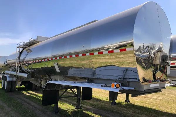 IPTANKS industrial tank trailer solution for Gulf Coast chemical storage and transport